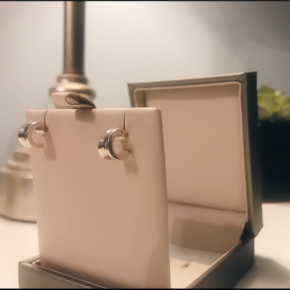 Women’s Earrings